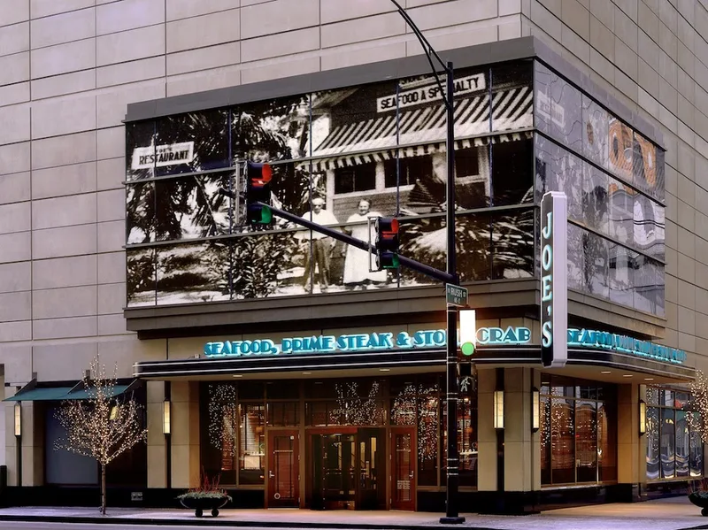 Joe's Seafood, Prime Steak & Stone Crab — Eat in Old Town
