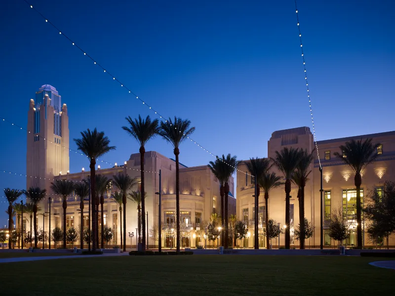 The Smith Center for the Performing Arts — Experience in Downtown