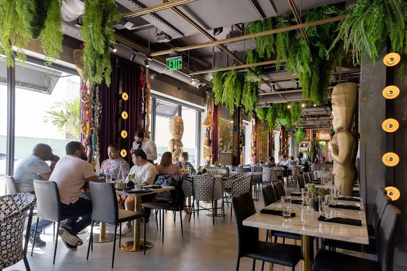 Cvi.che 105 — Eat in Downtown