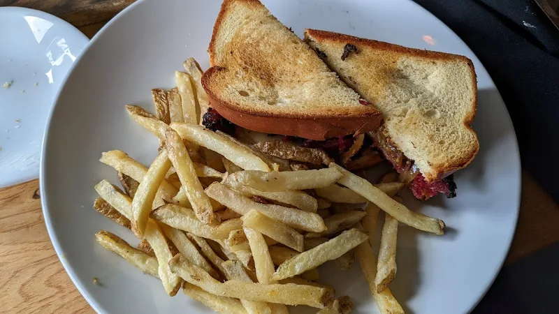 Urban Grub — Eat in 12 South