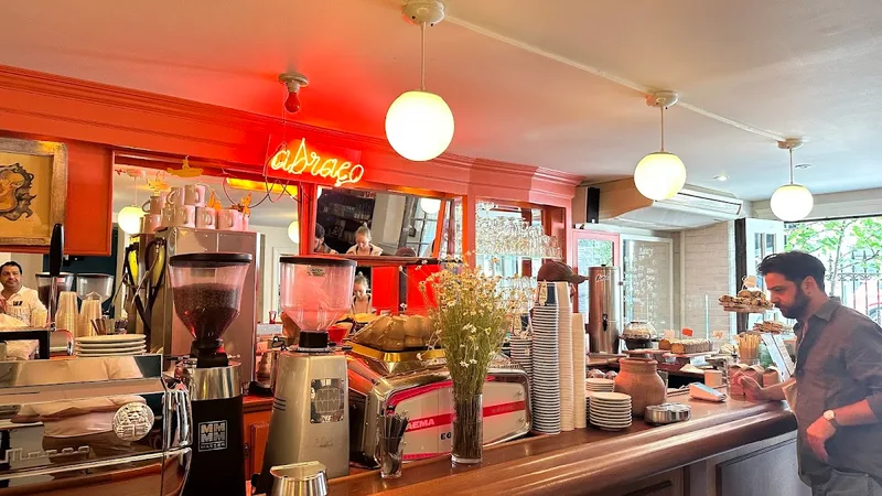 Abraço — Coffee in Lower East Side
