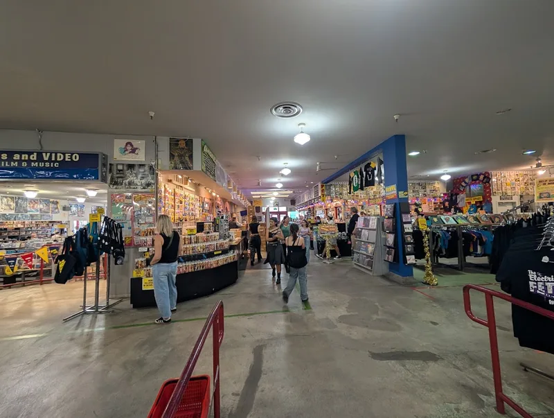 Amoeba Music — Shop in Hayes Valley