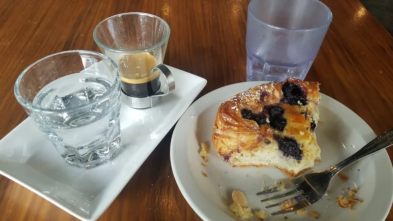 Broadcast Coffee — Coffee in Capitol Hill